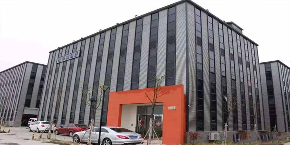寧夏 ** 石化有限公司用高服自動(dòng)排渣過濾機(jī)給液蠟去色、除雜